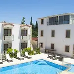 Bodrum Sofabed 2* Ortakent