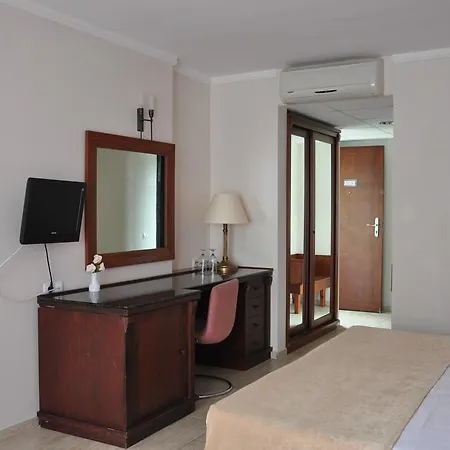 Hotel Bodrum Sofabed 2*