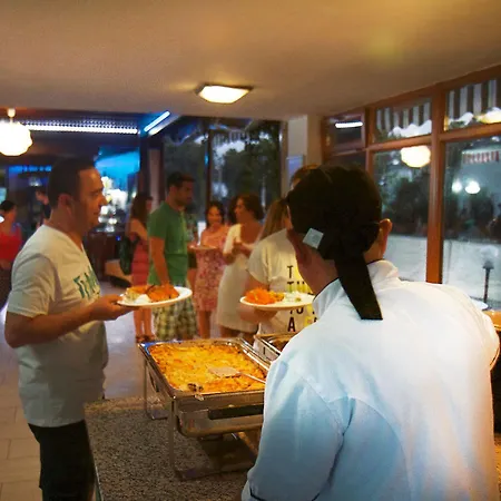 ホテル Bodrum Sofabed 2*