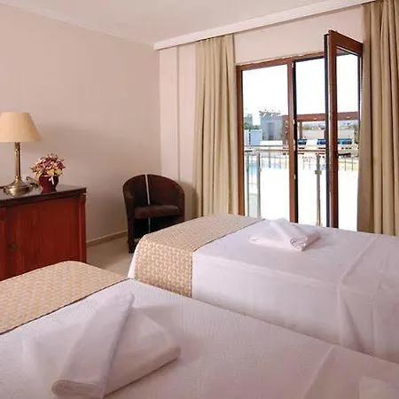 Hotel Bodrum Sofabed 2*