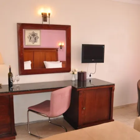 Hotel Bodrum Sofabed 2*